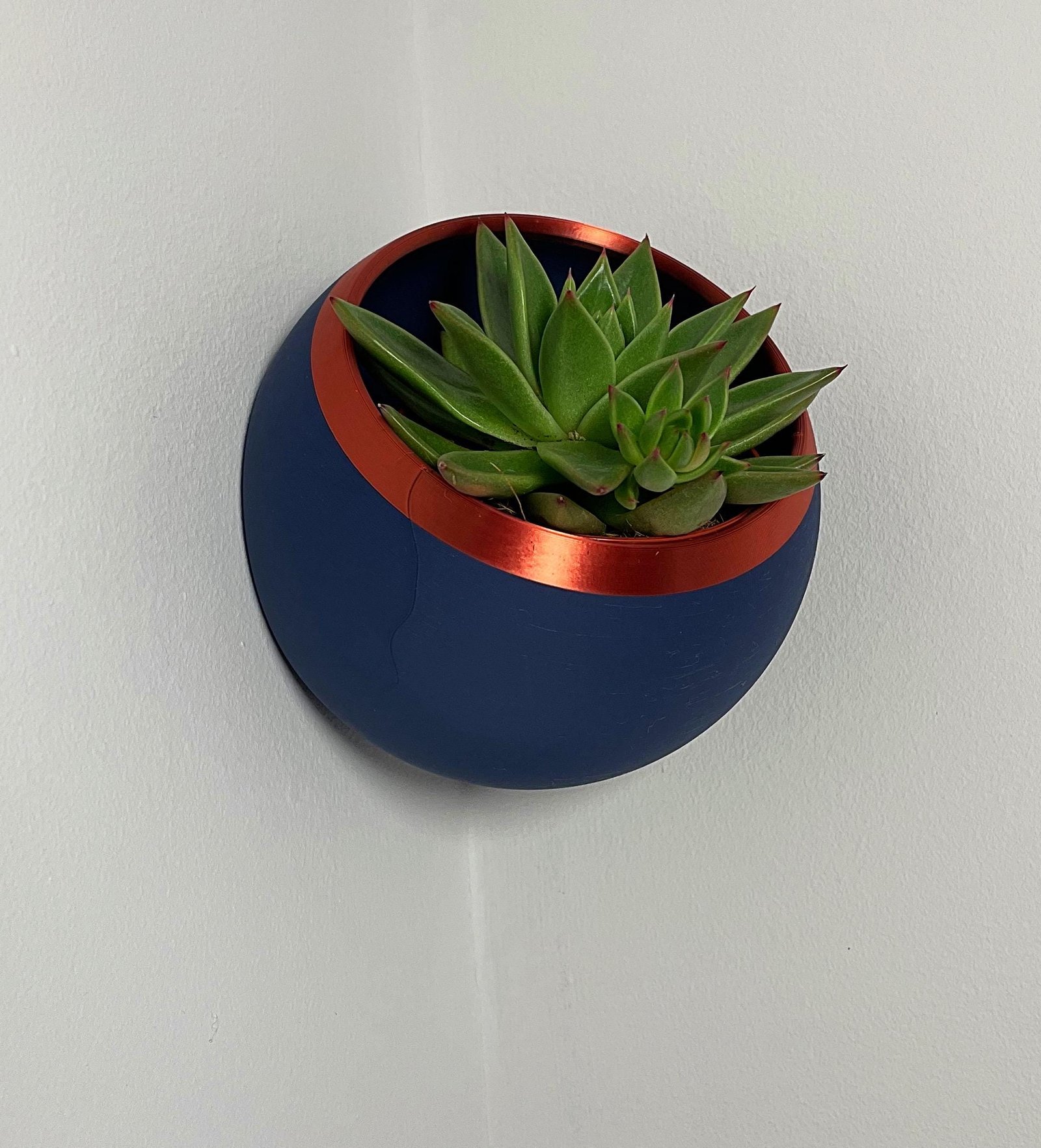 Corner planter wall mounted sphere planter | Hidden wall mount | Stylish design | Custom Colours