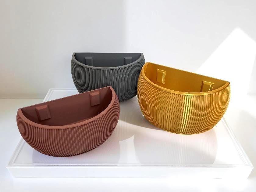 Wall mounted planter | Custom Colours | Hanging planter | Hidden wall mount | Stylish design | Optional Drainage Slots |