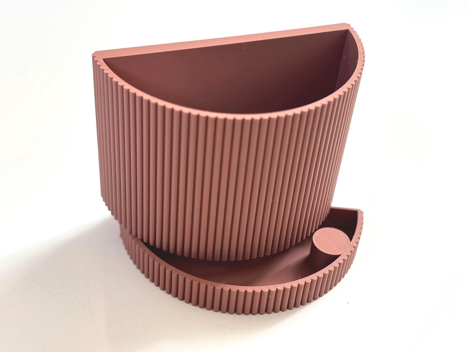 Ribbed wall mounted planter | Hidden wall mount and drip tray | Stylish design | Custom Colours