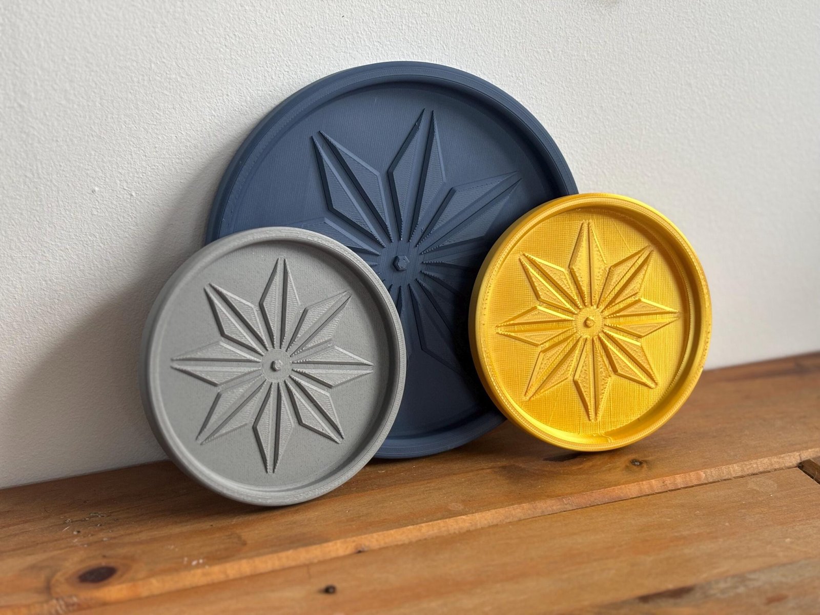 Minimalist Trinket Tray Star Design β Perfect for Rings, Keys & Small Treasures