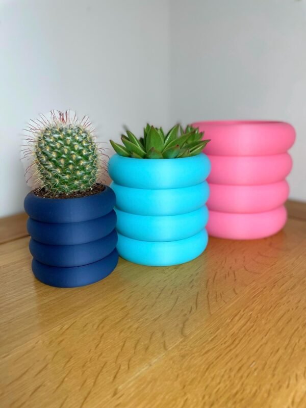 image_07 Funky Bubble Planter – 3D Printed Plant Pot for Indoor Decor | Custom colours | Stylish design | Hidden drip tray