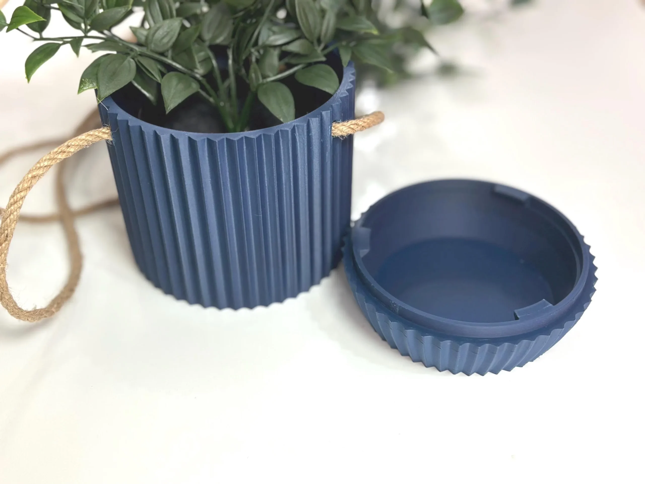 Modern Minimalist Hanging Planter with Hidden Removable Drip Tray for Drainage - Image 3